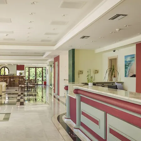 Kefalonia Bay Palace Pilarei (Kefalonia)